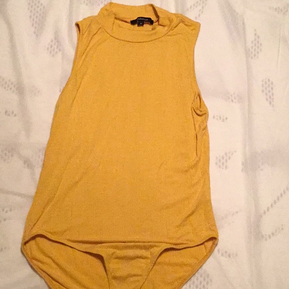 Top - Picture 1 of 4